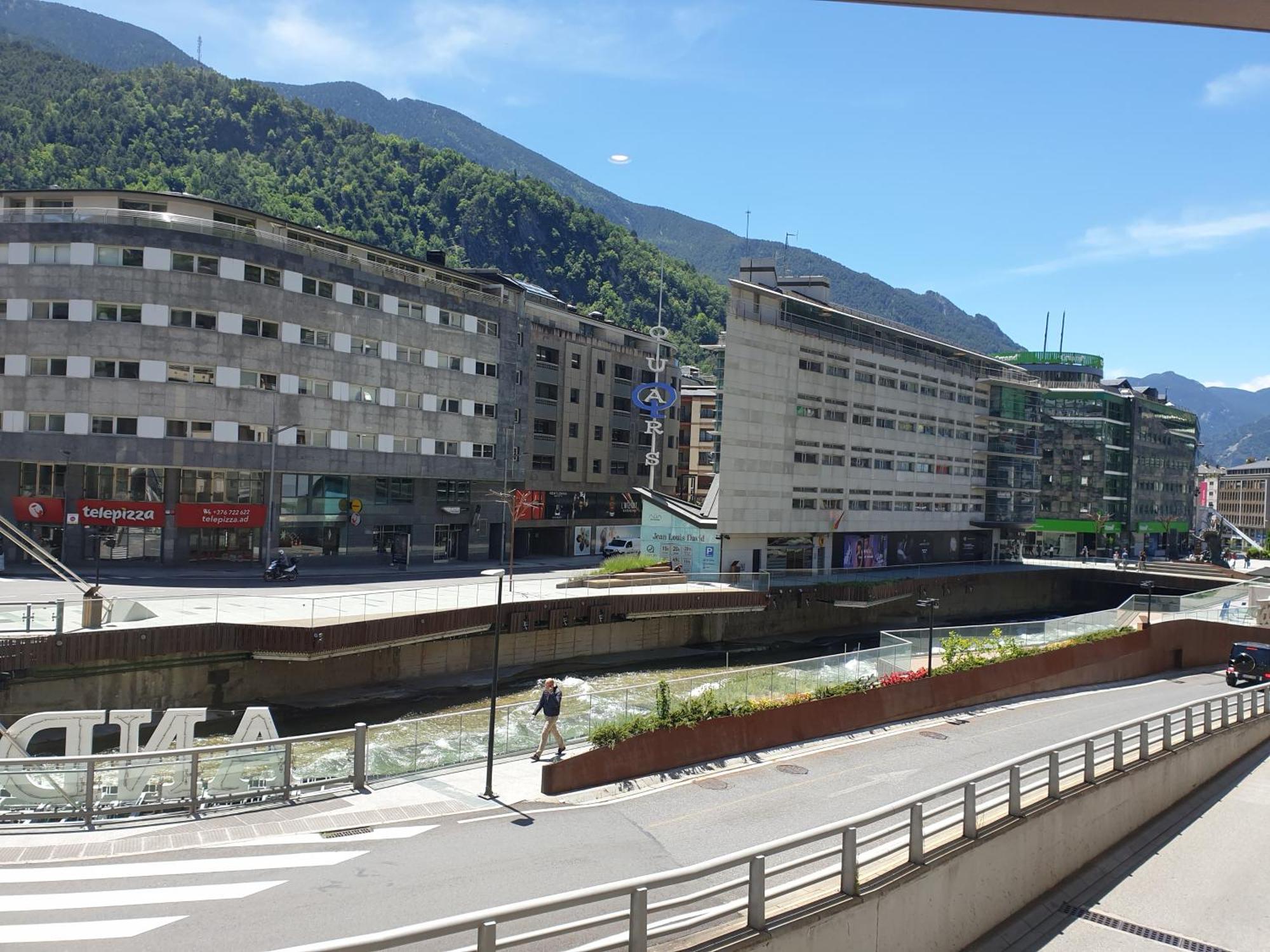 Centrico Loft En Andorra La Vella Con 2 Parkings Hut 5372 Apartment Ngoại thất bức ảnh