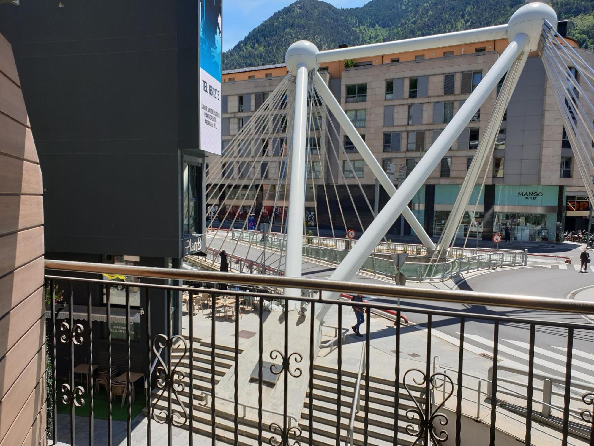 Centrico Loft En Andorra La Vella Con 2 Parkings Hut 5372 Apartment Ngoại thất bức ảnh